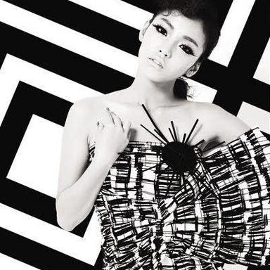 KARA photo 53