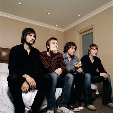 Kasabian photo 12
