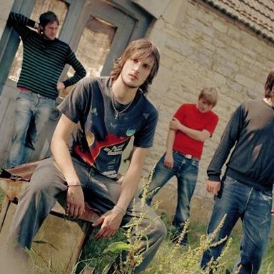 Kasabian photo 11