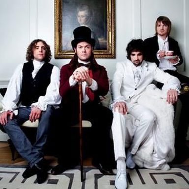 Kasabian photo 9