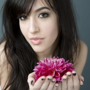 Kate Voegele photo 15