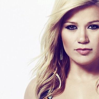 Kelly Clarkson photo 86
