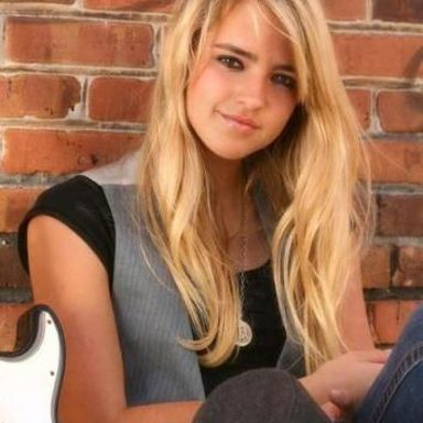 Katelyn Tarver