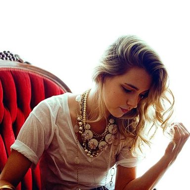 Katelyn Tarver photo 15