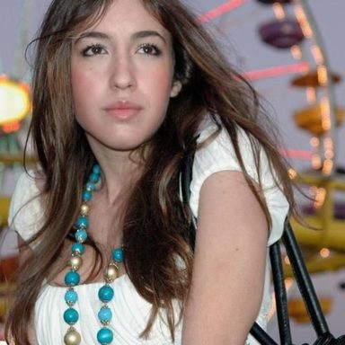 Kate Voegele photo 10