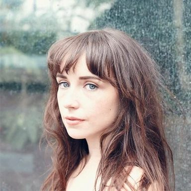 Laura Groves