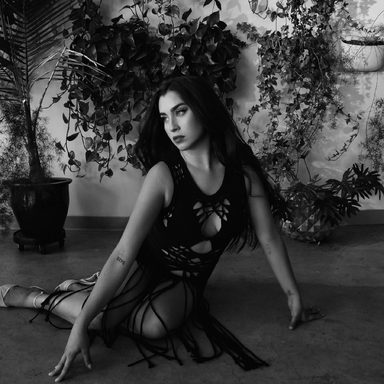 Lauren Jauregui photo 49