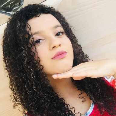 Leandra Lemos