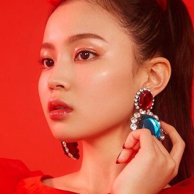 Lee Hi photo 32
