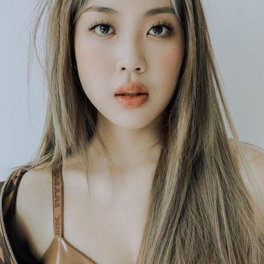Lee Young Ji