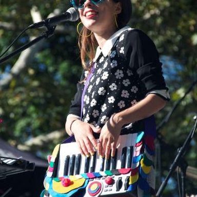 Lenka photo 23