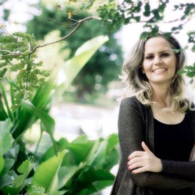 Leni Barros