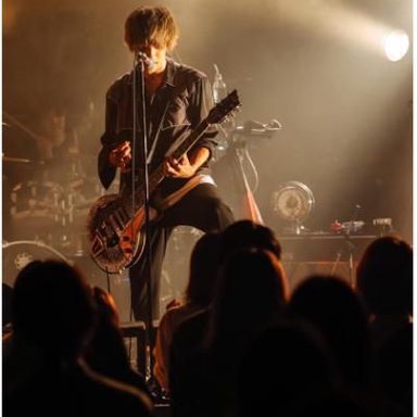 Lenny Code Fiction photo 16