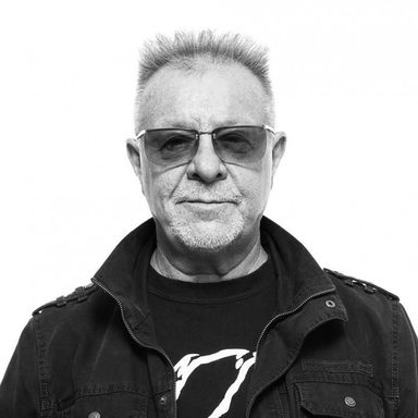 León Gieco