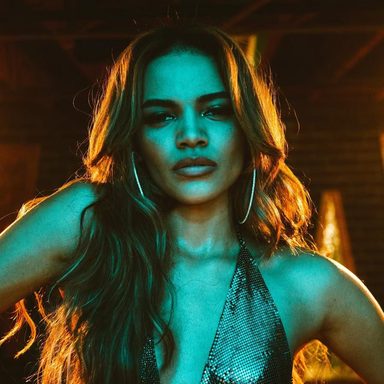 Leslie Grace