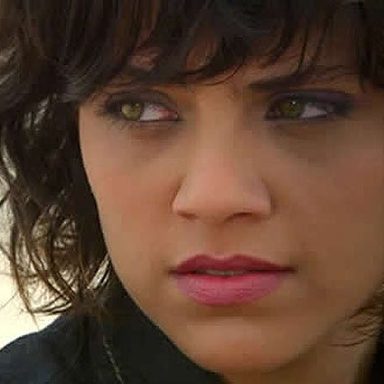 Letícia Persiles photo 9