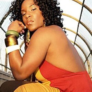 Liv Warfield