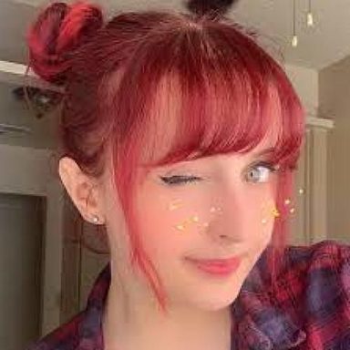 Lizz Robinett