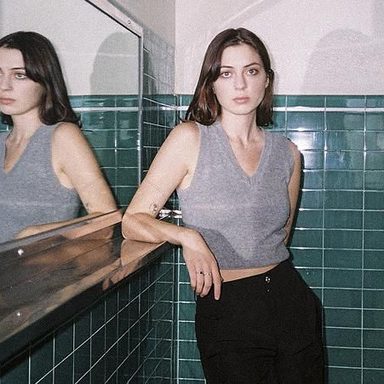 Lizzy McAlpine