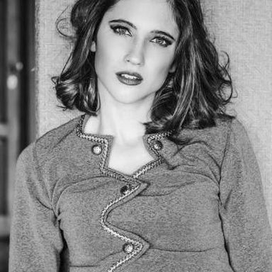 Lodovica Comello photo 19