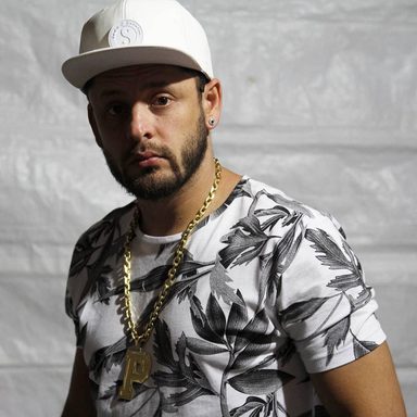 Look photo 10