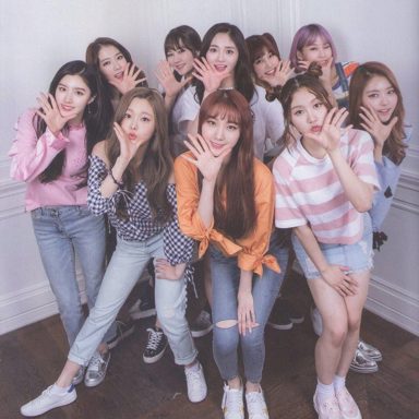 LOONA photo 9