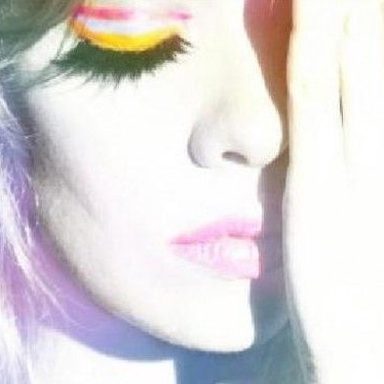 Lorena Simpson photo 16