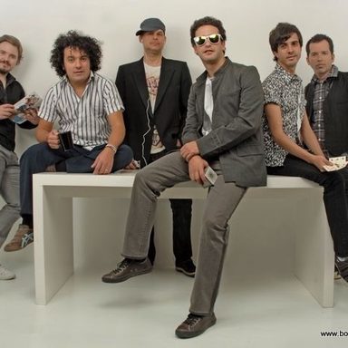 Los Amigos Invisibles