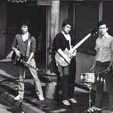 Los Prisioneros