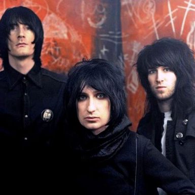 Lostalone photo 14
