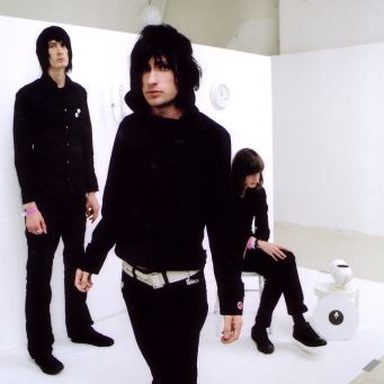 Lostalone photo 16