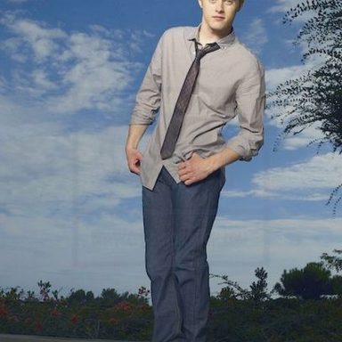 Lucas Grabeel