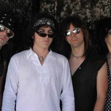 L.A. Guns photo 14