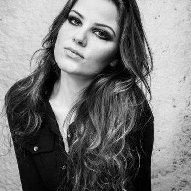 Lara Rossato photo 14