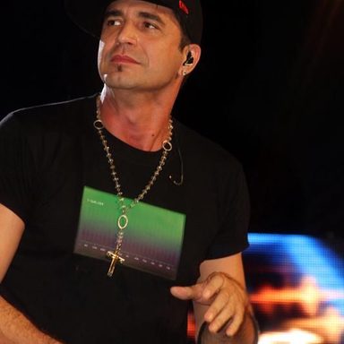 Latino