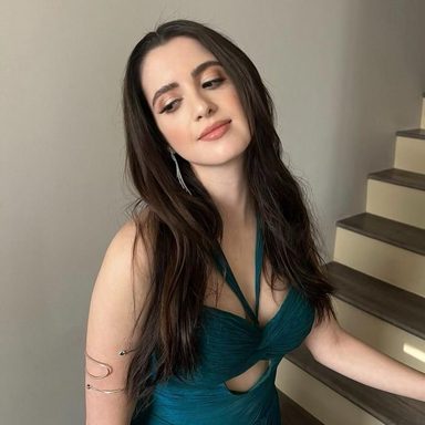 Laura Marano photo 18