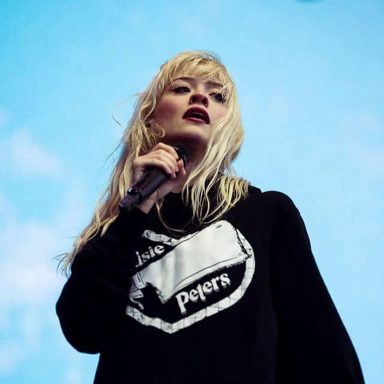 Maisie Peters photo 14