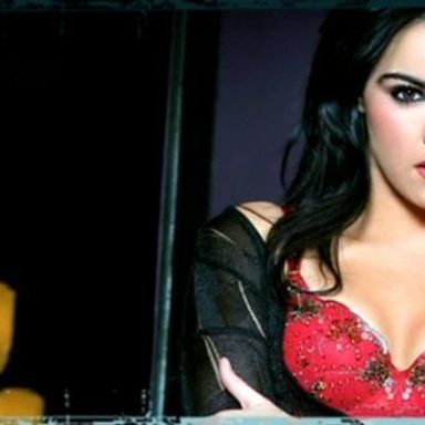 Maite Perroni photo 99