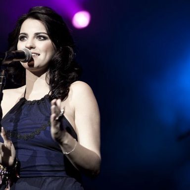 Maite Perroni photo 103