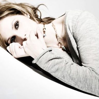 Malú photo 17