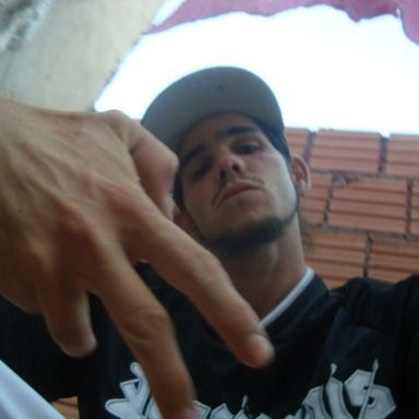 Mano Zeu