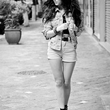 Manu Gavassi photo 501