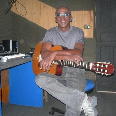 Marcos Dani photo 9