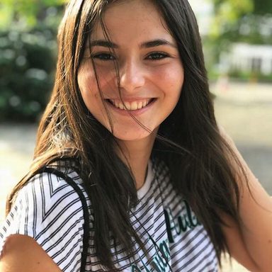 Mari Araújo photo 9