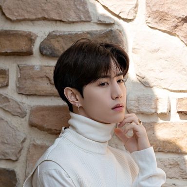 Mark Tuan photo 11