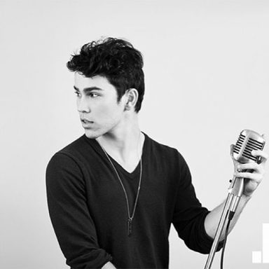 MAX photo 20