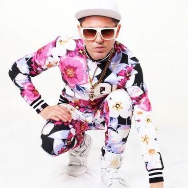Max Superstar photo 43