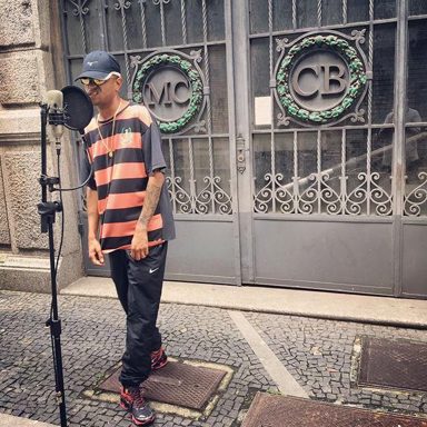 MC CB