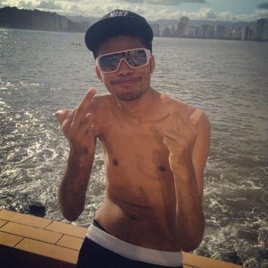 MC G7