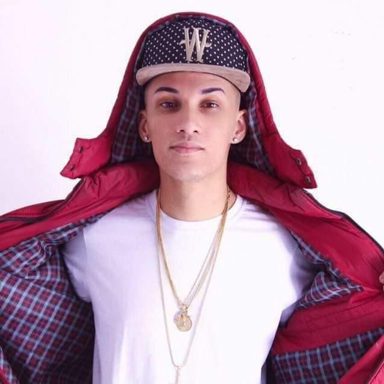 MC Léo da Baixada photo 11